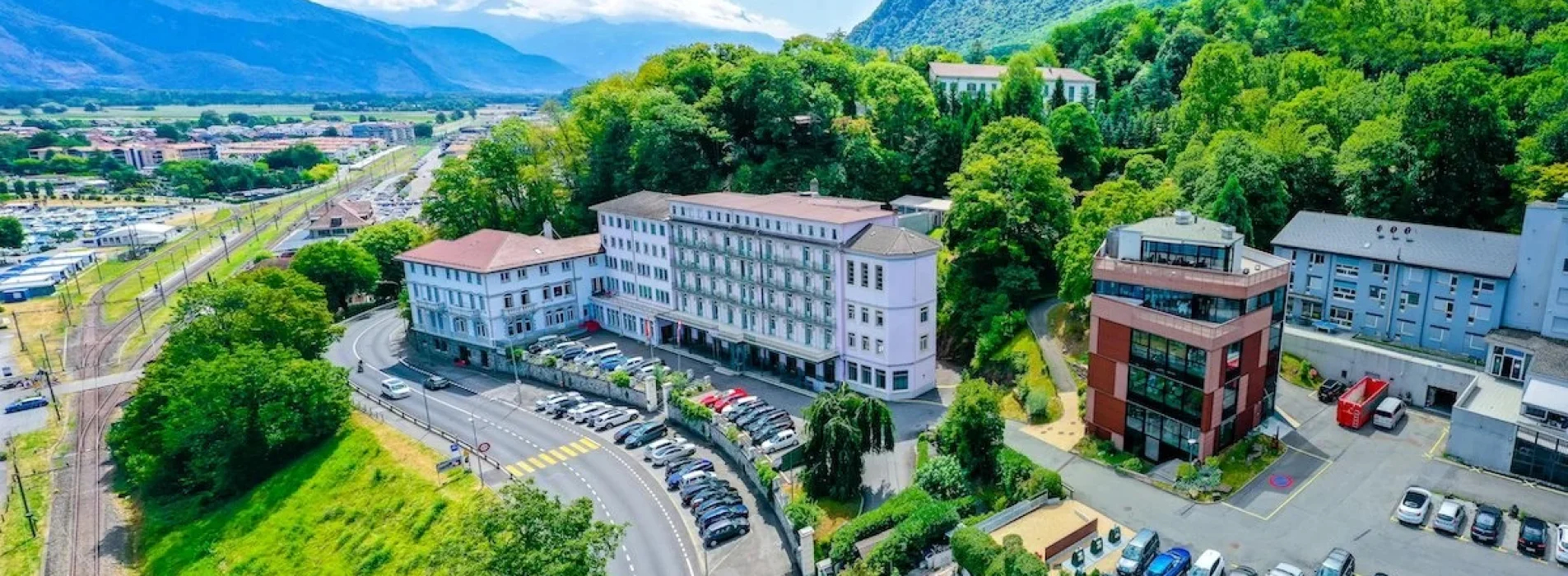 Cesar Ritz Colleges campus