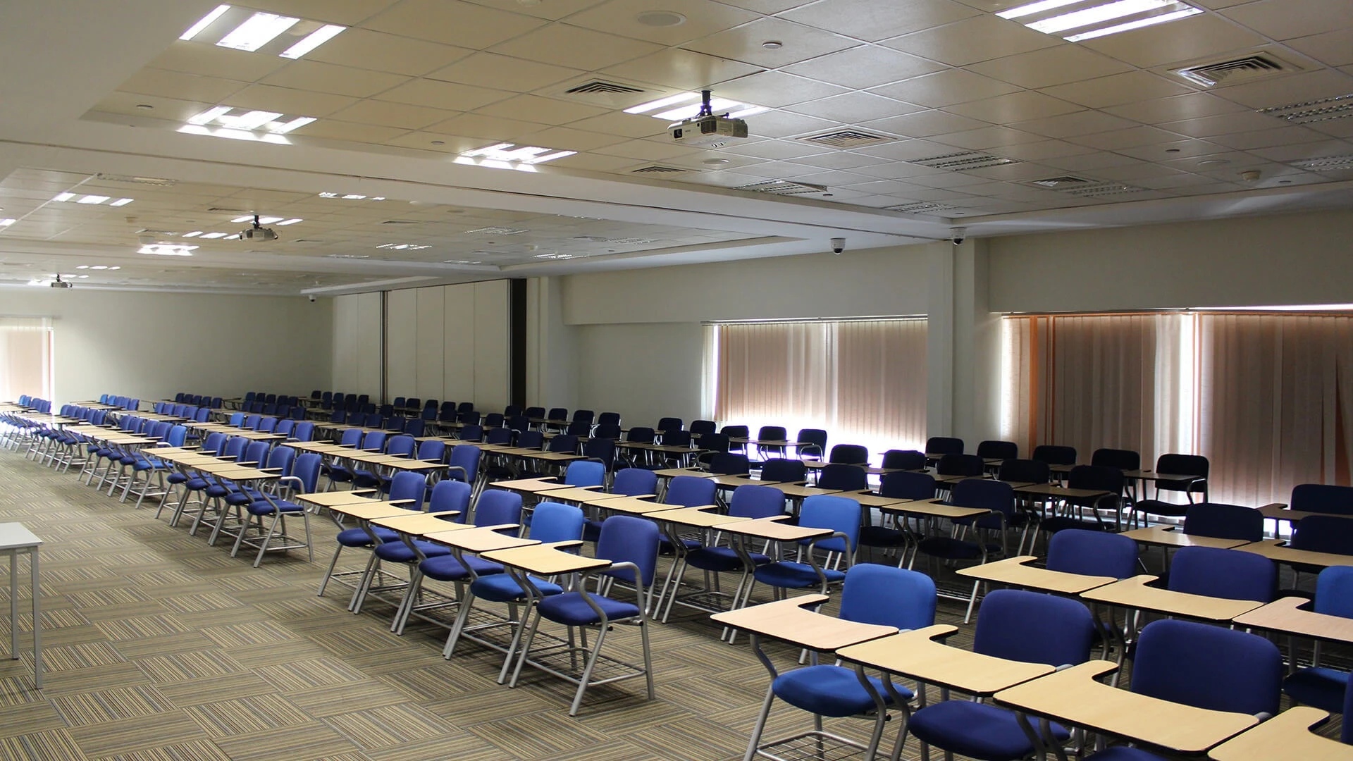 De Montfort University International College (DMUIC)