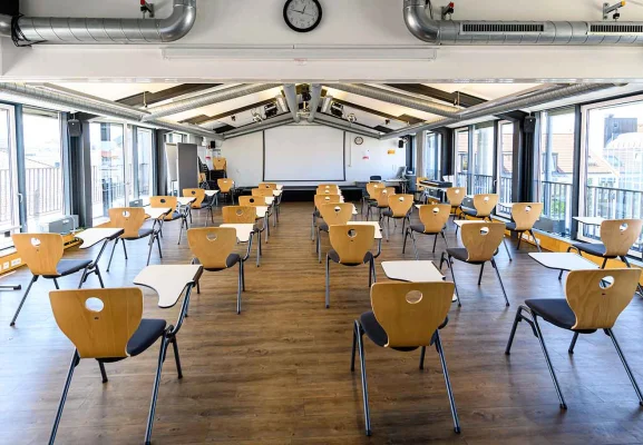 Macromedia University