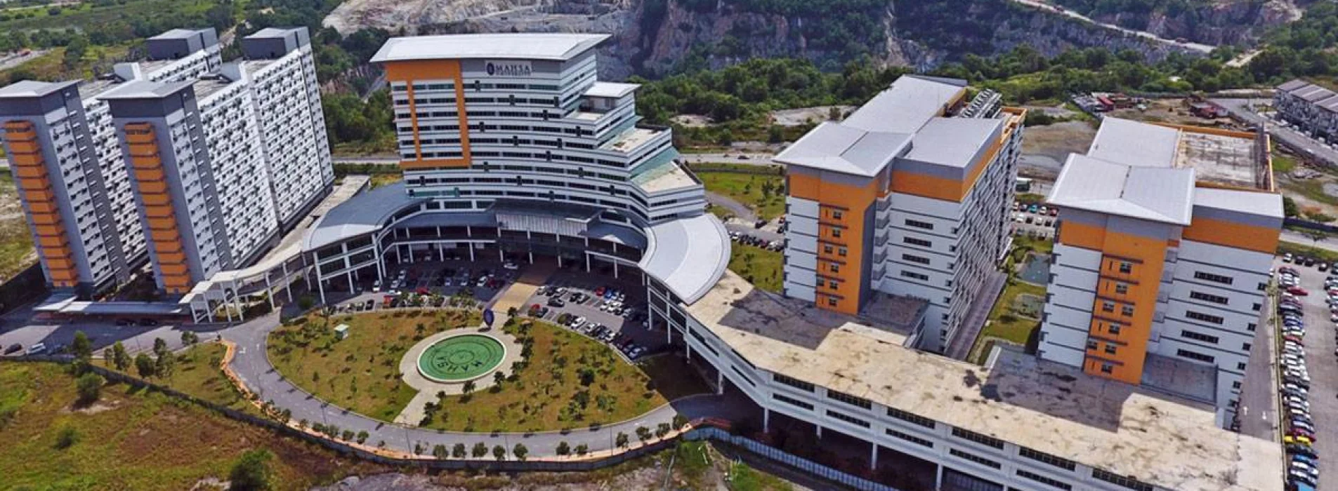 MAHSA University campus