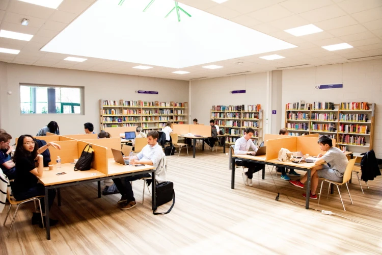 NEOMA Business School