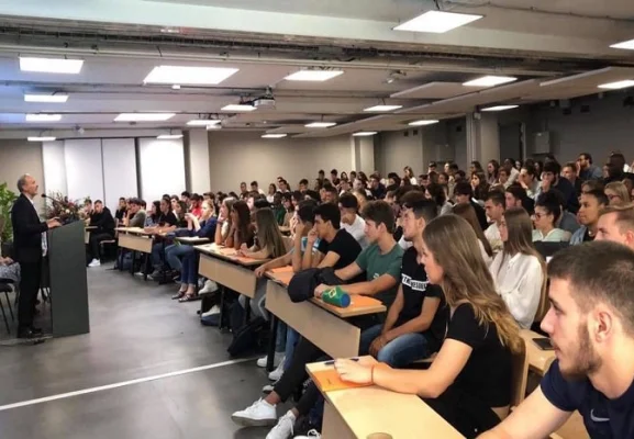 Paris School Of Business