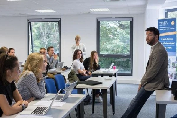 Paris School Of Business