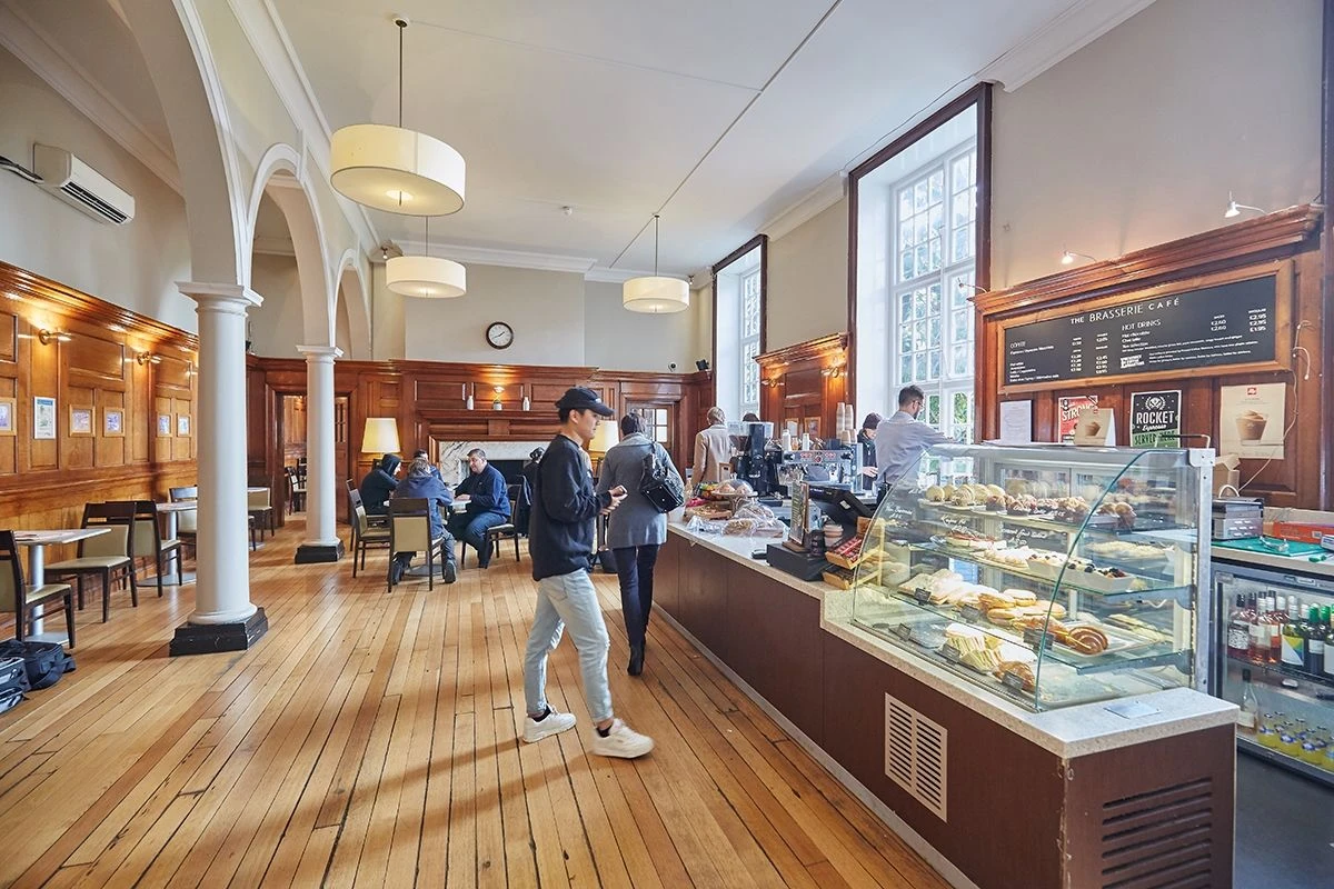 Regent's University London