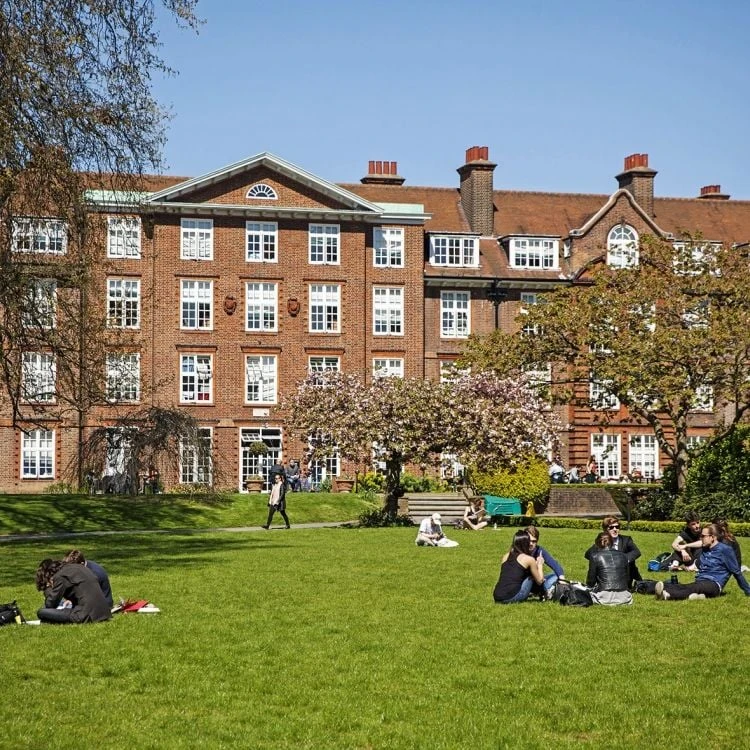 Regent's University London