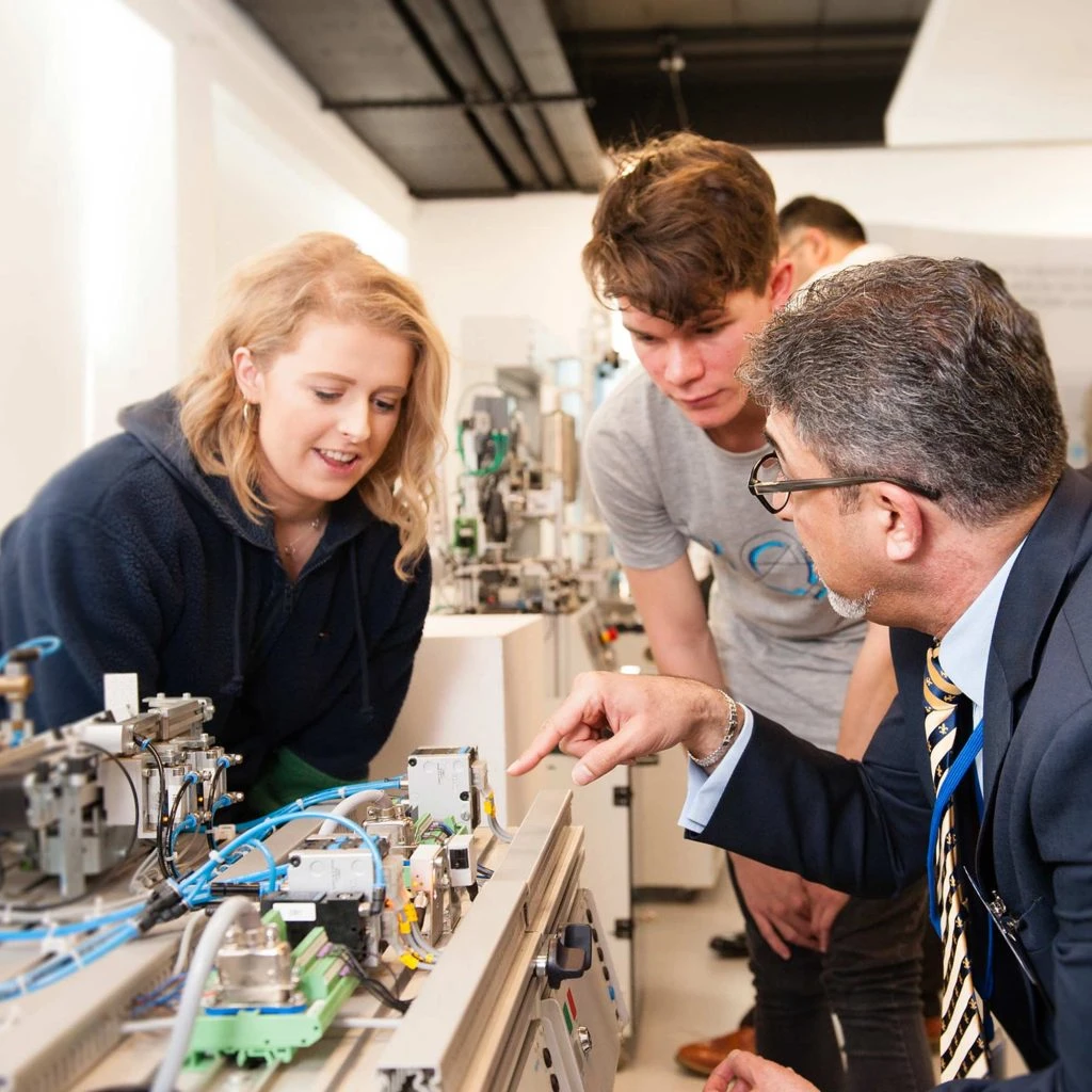 University Of Gloucestershire